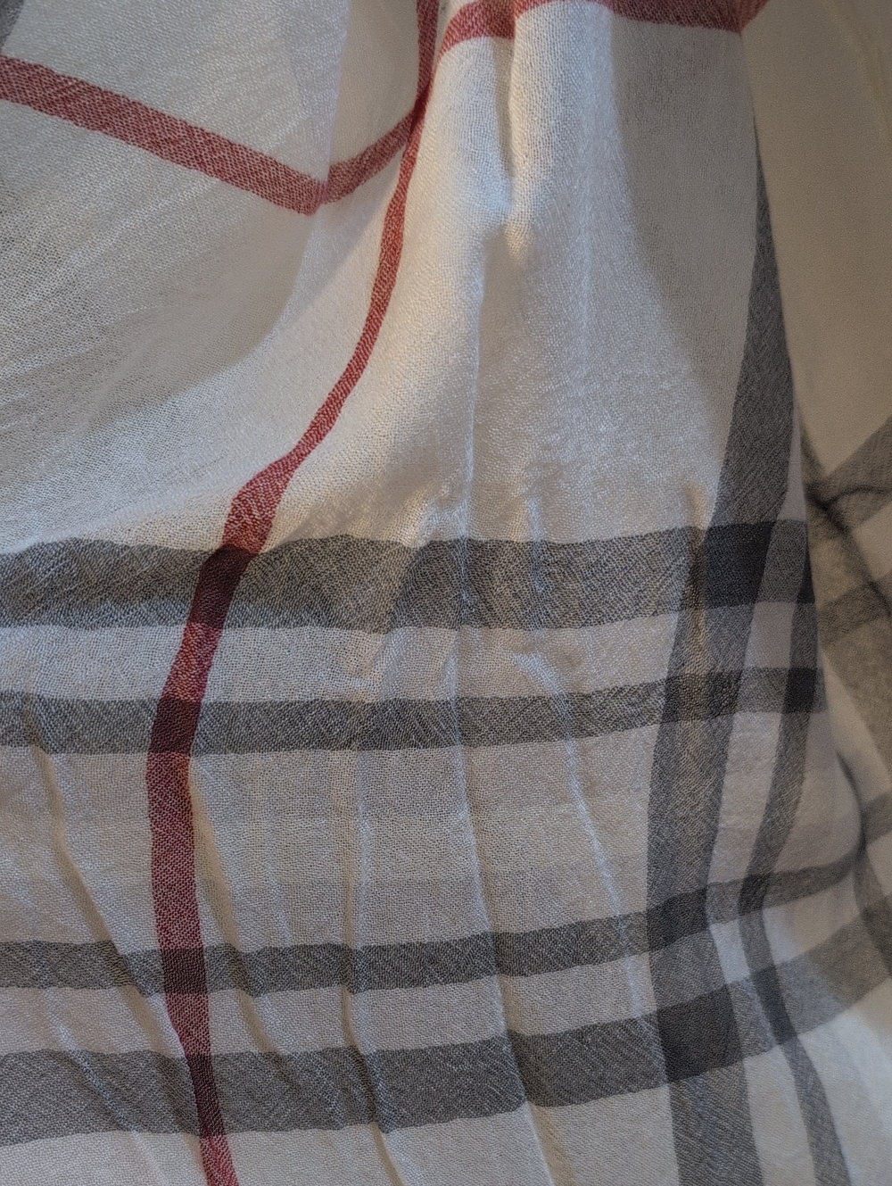 Light Patterned Scarf - Picture 2 of 5